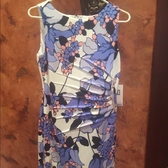 Ivanka Trump Dresses & Skirts - Floral Ivanka Trump Dress